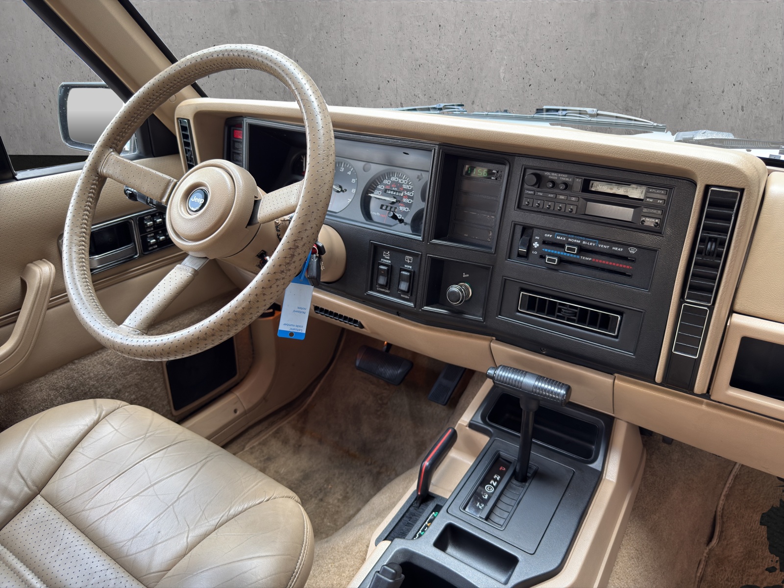 JEEP Cherokee 4.0 Country-image-13