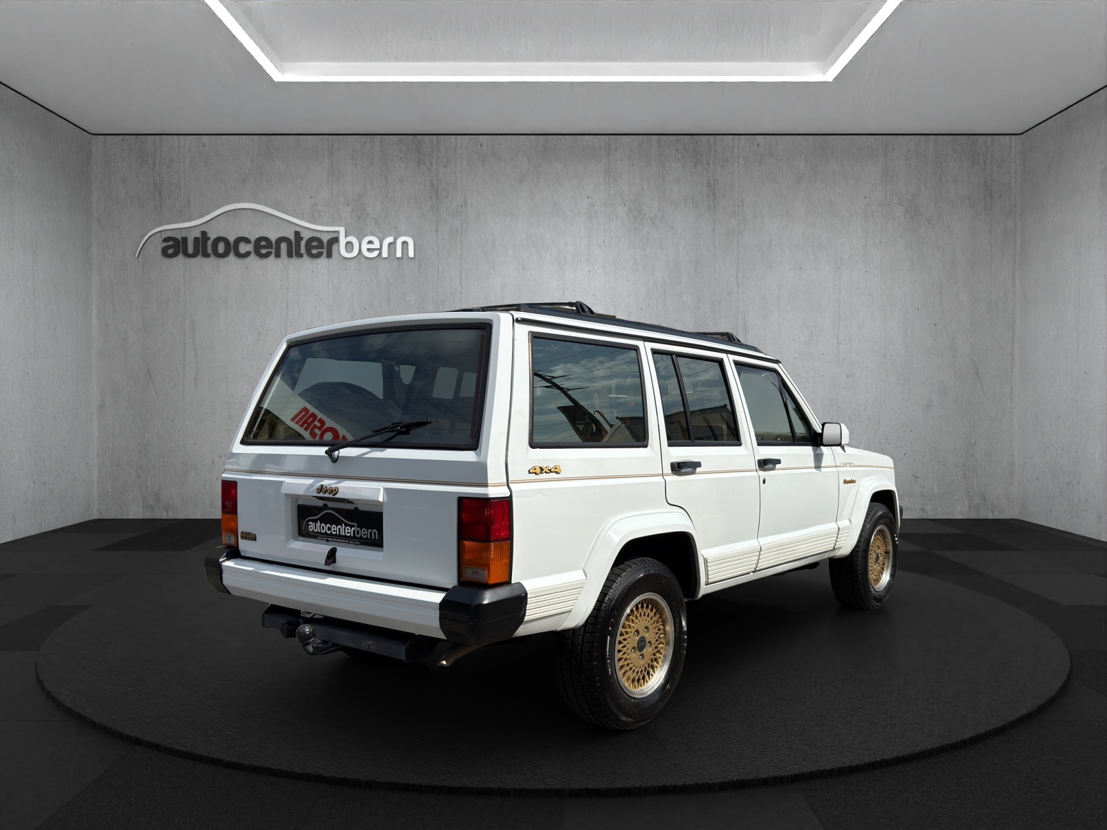 JEEP Cherokee 4.0 Country-image-6