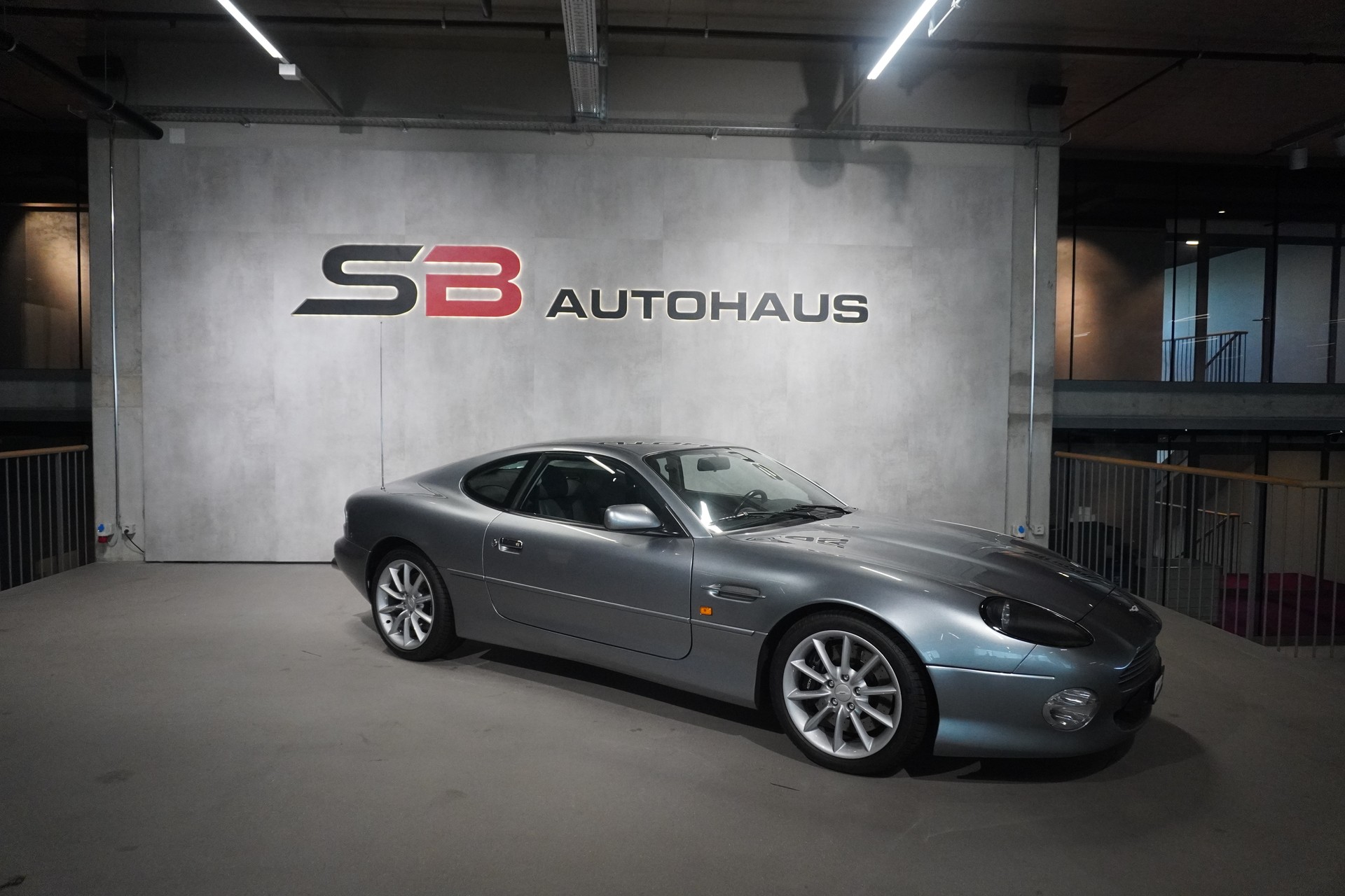 ASTON MARTIN DB7 Vantage