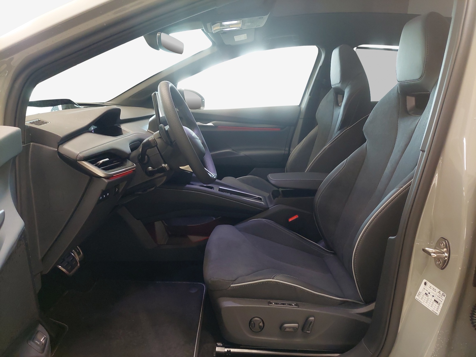 SKODA Enyaq Coupé Sportline 4x4-image-7