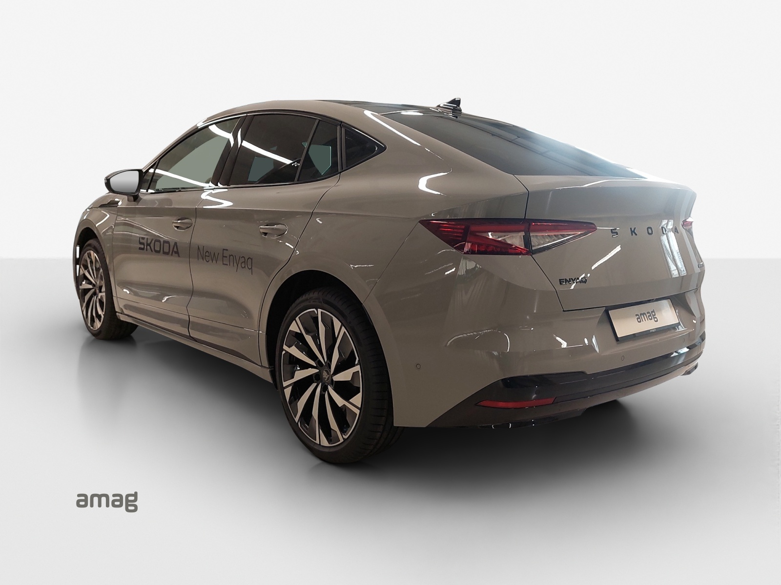SKODA Enyaq Coupé Sportline 4x4-image-2