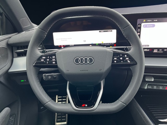 AUDI Q3 SUV TFSI quattro 195 kW S tronic-image-12