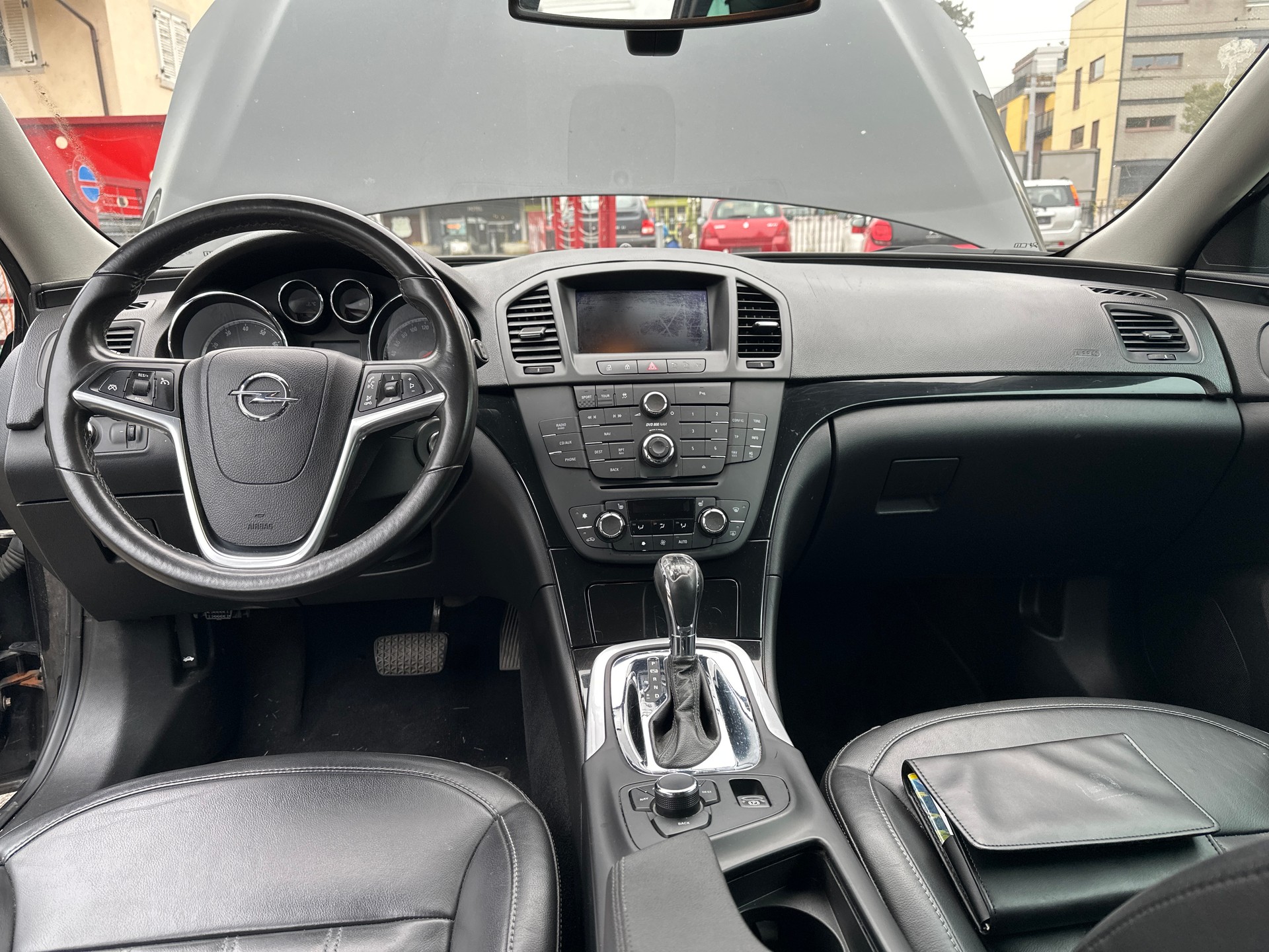 OPEL Insignia ST 2.8 Turbo Sport 4WD Aut.-image-13