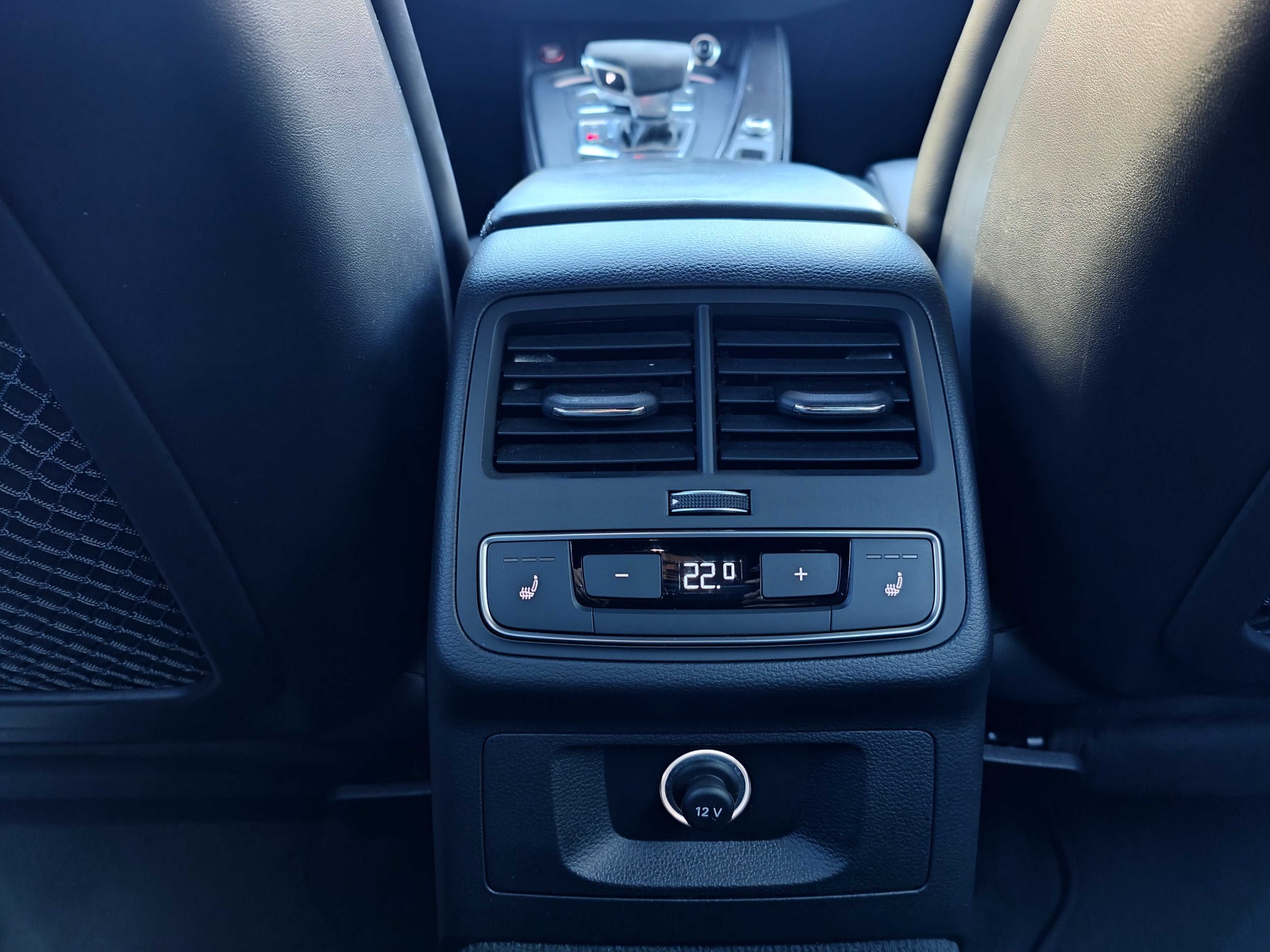 AUDI RS4 Avant 2.9 TFSI quattro tiptronic-image-14