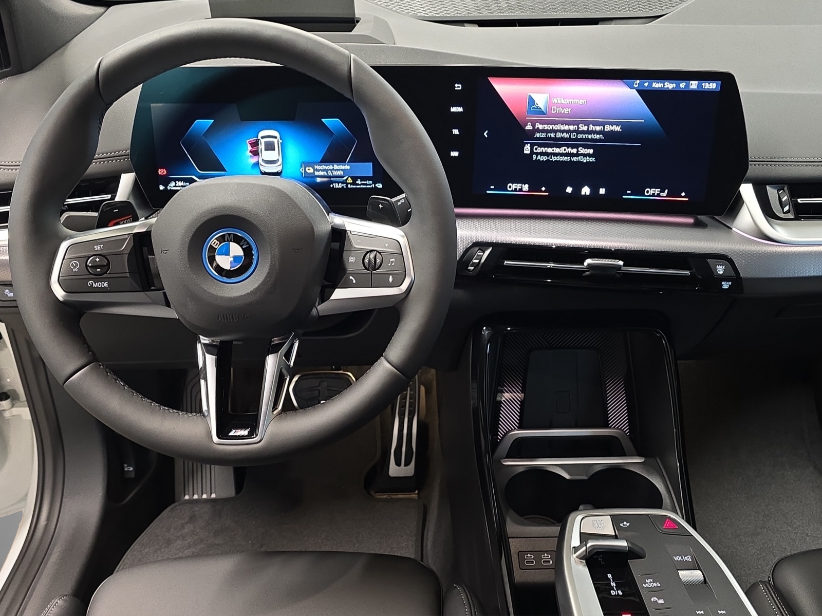BMW 230e xDrive Active Tourer M Sport-image-12