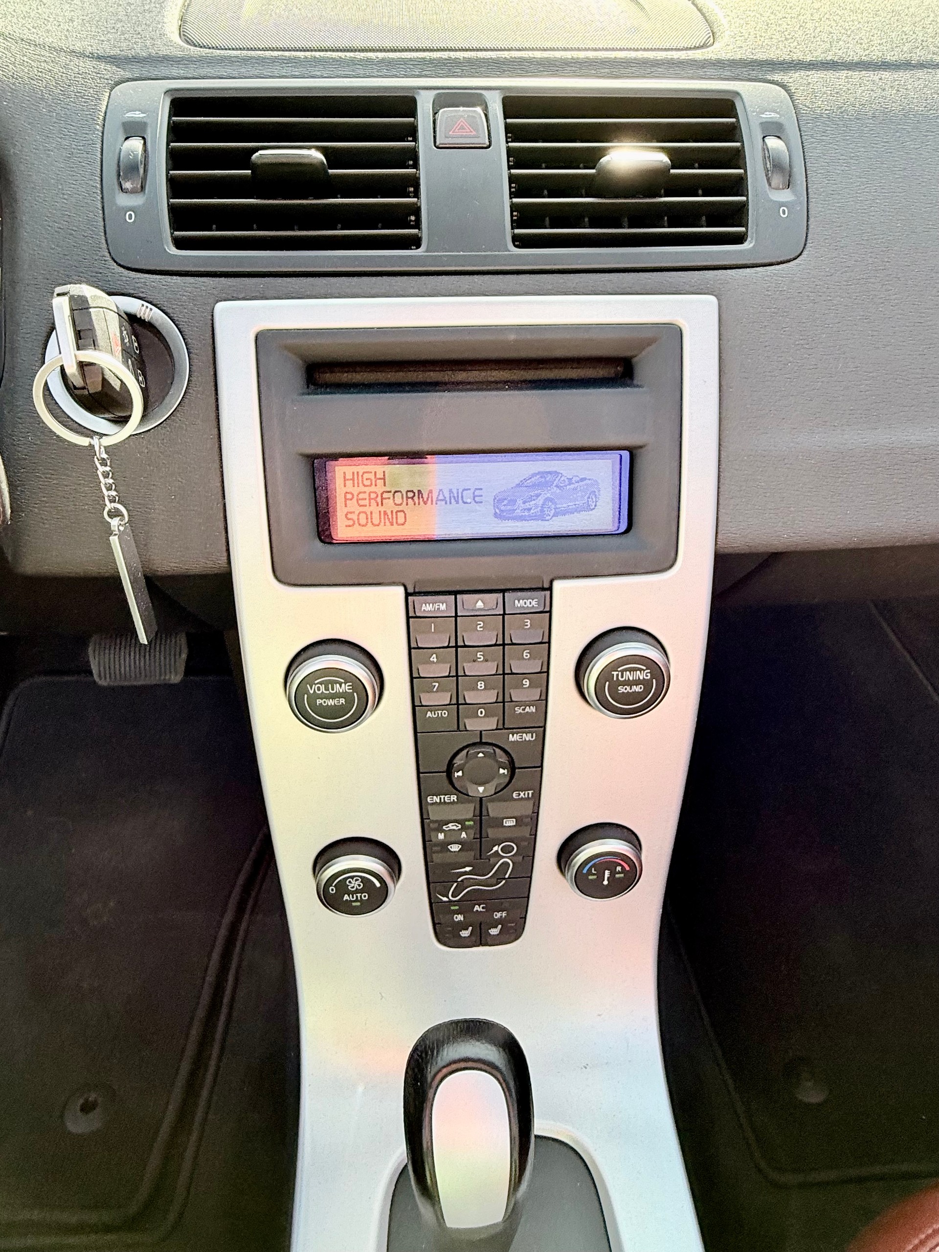 VOLVO T5 Summum Geartronic 230 PS 5 Zylinder-image-8