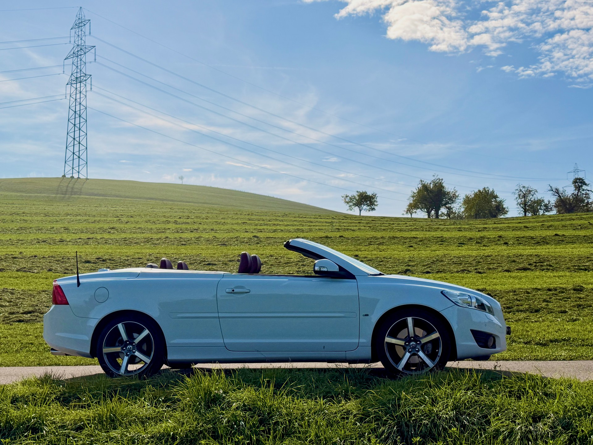 VOLVO T5 Summum Geartronic 230 PS Benzin-image-2