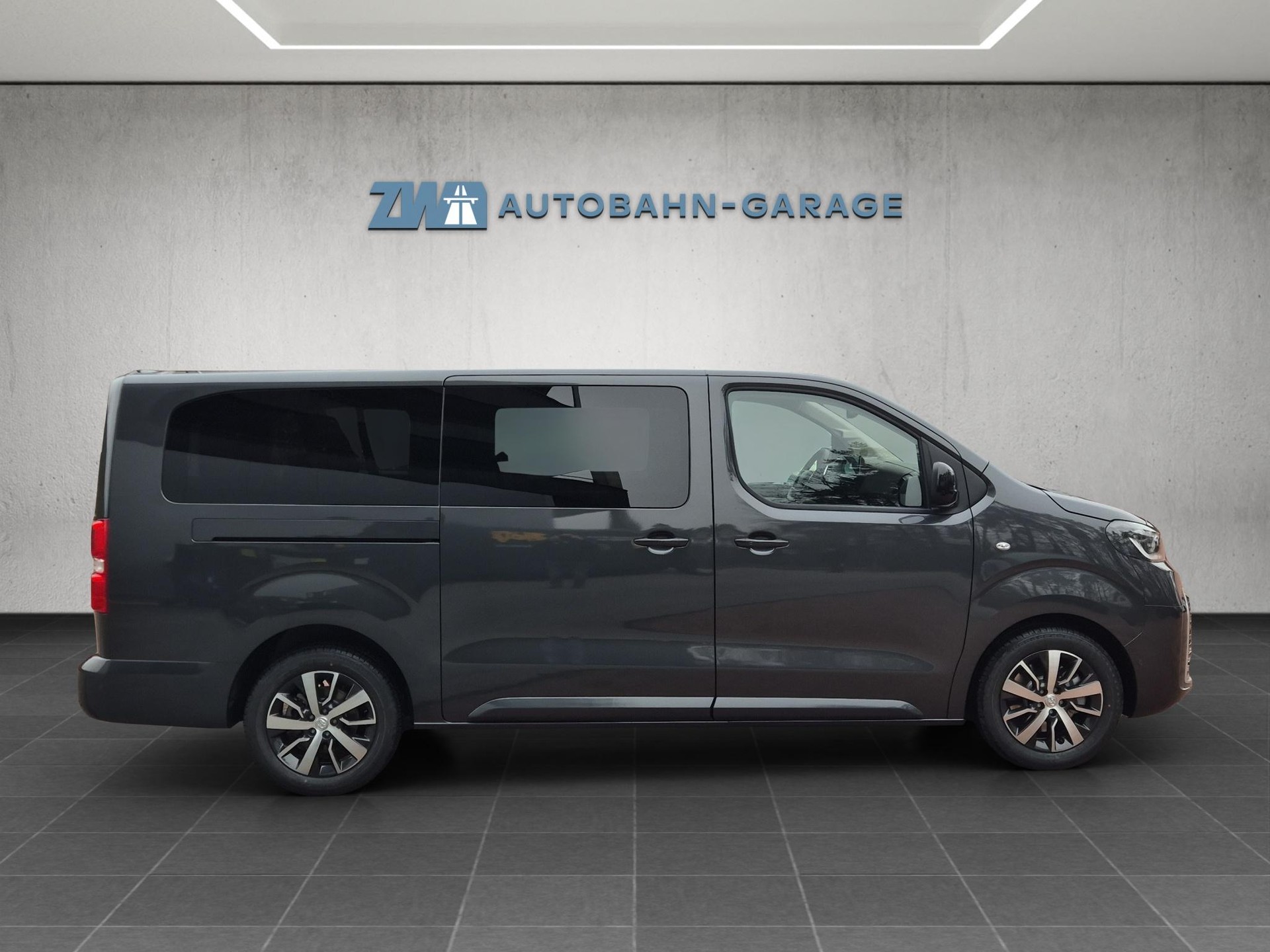 TOYOTA PROACE Verso L2 2.0 D Trend-image-5