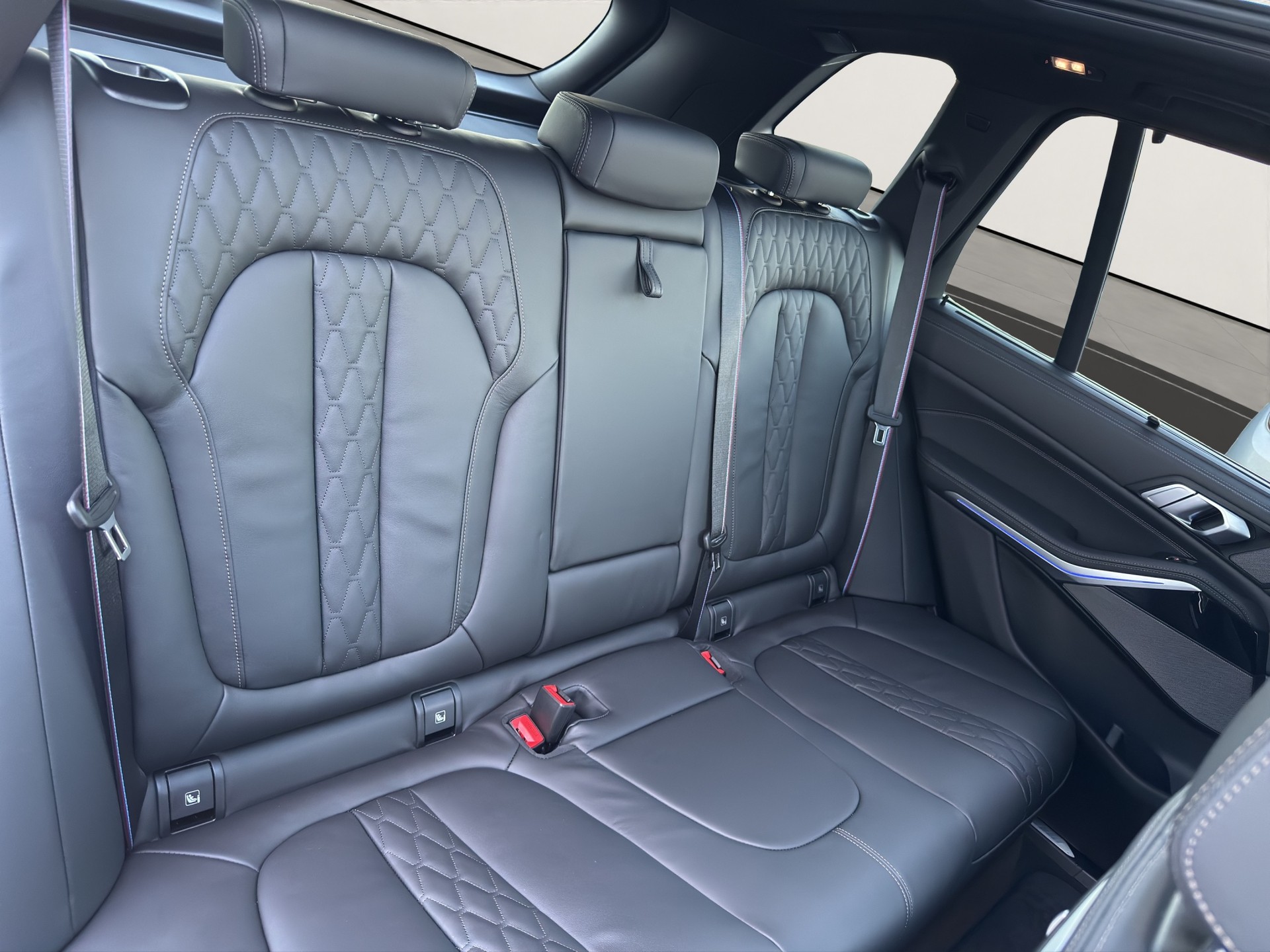 BMW X5 xD 48V 30d M Sport Pro-image-18