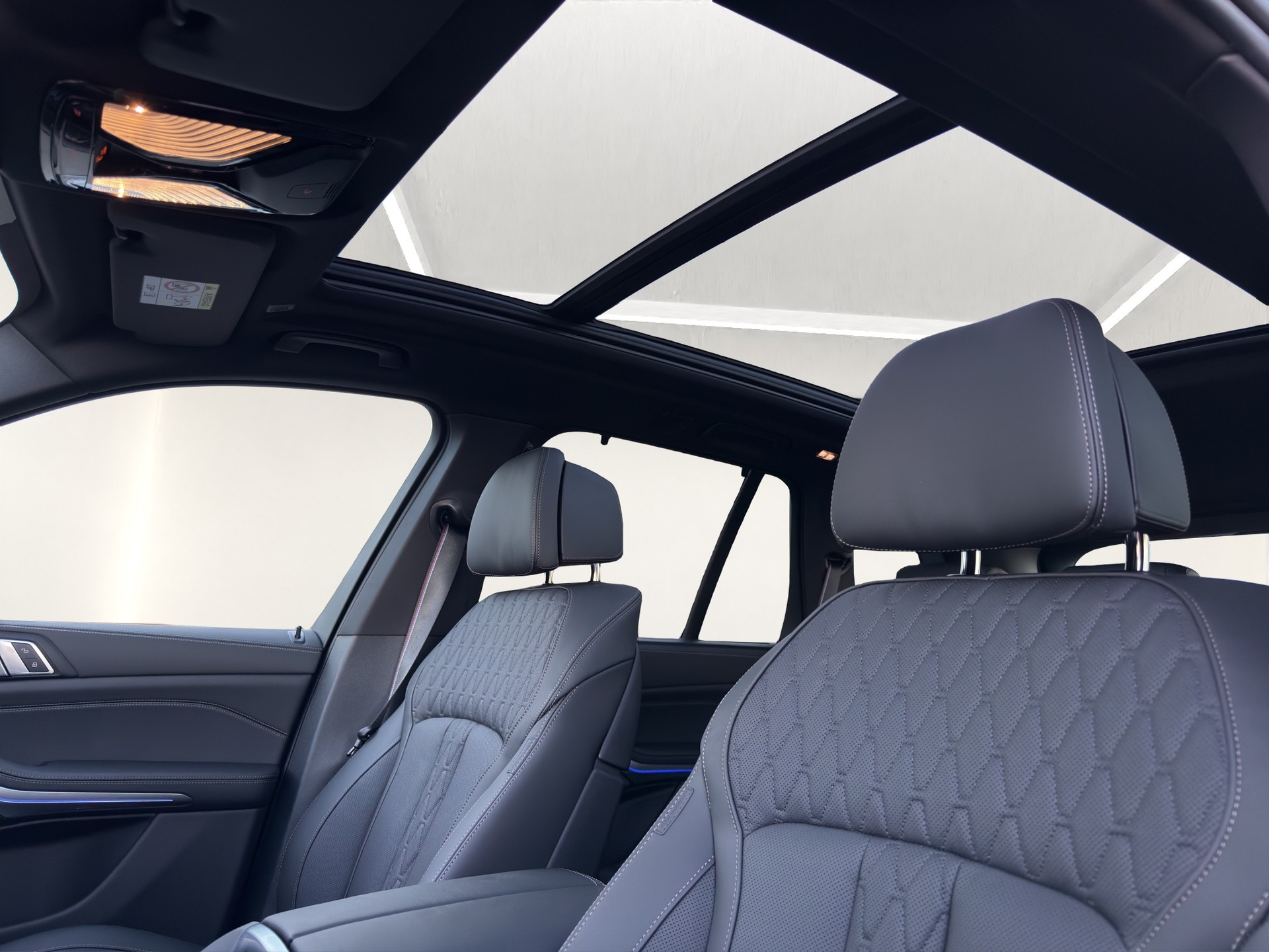 BMW X5 xD 48V 30d M Sport Pro-image-15