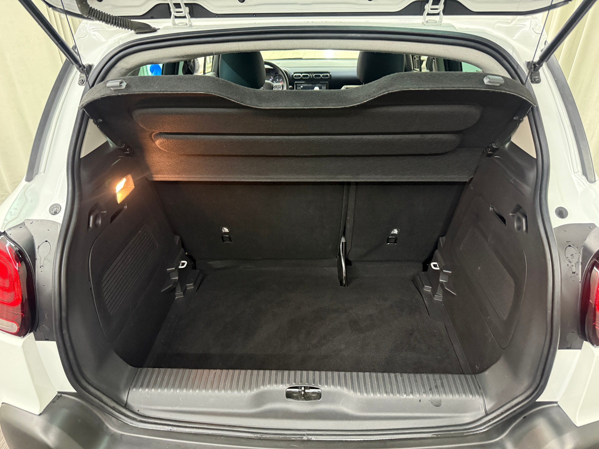 CITROEN C3 Aircross 1.2i PureTech Swiss Edition-image-14