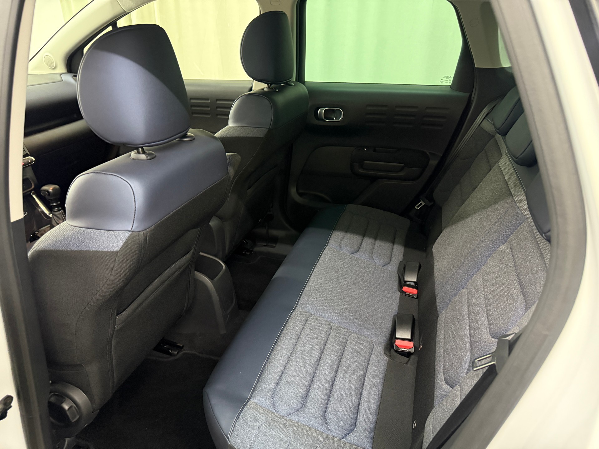 CITROEN C3 Aircross 1.2i PureTech Swiss Edition-image-10