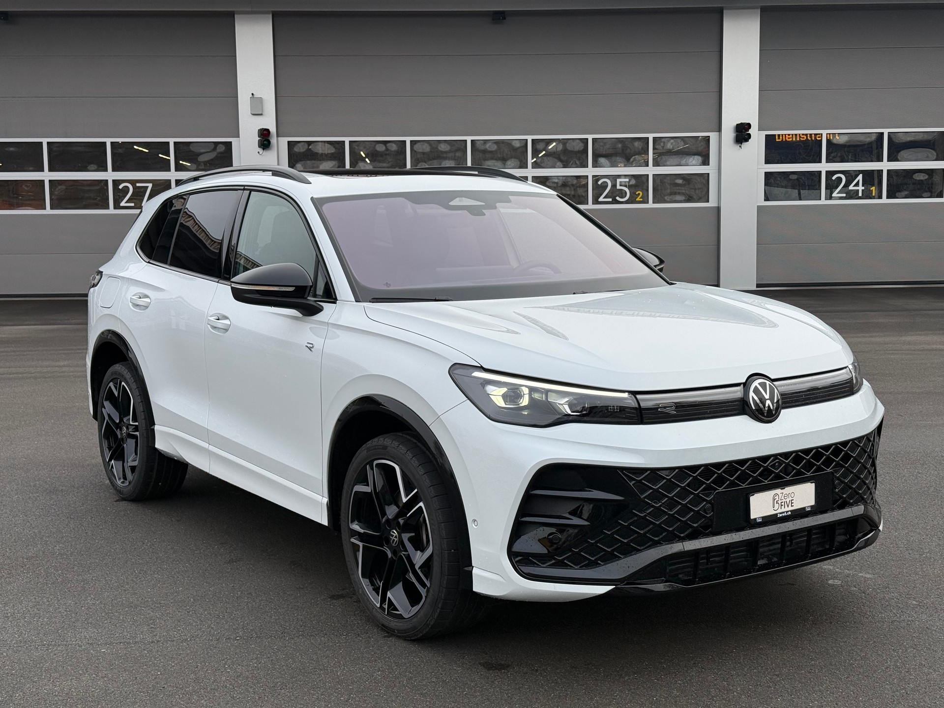 VW Tiguan 2.0 TSI DSG R-Line 4Motion