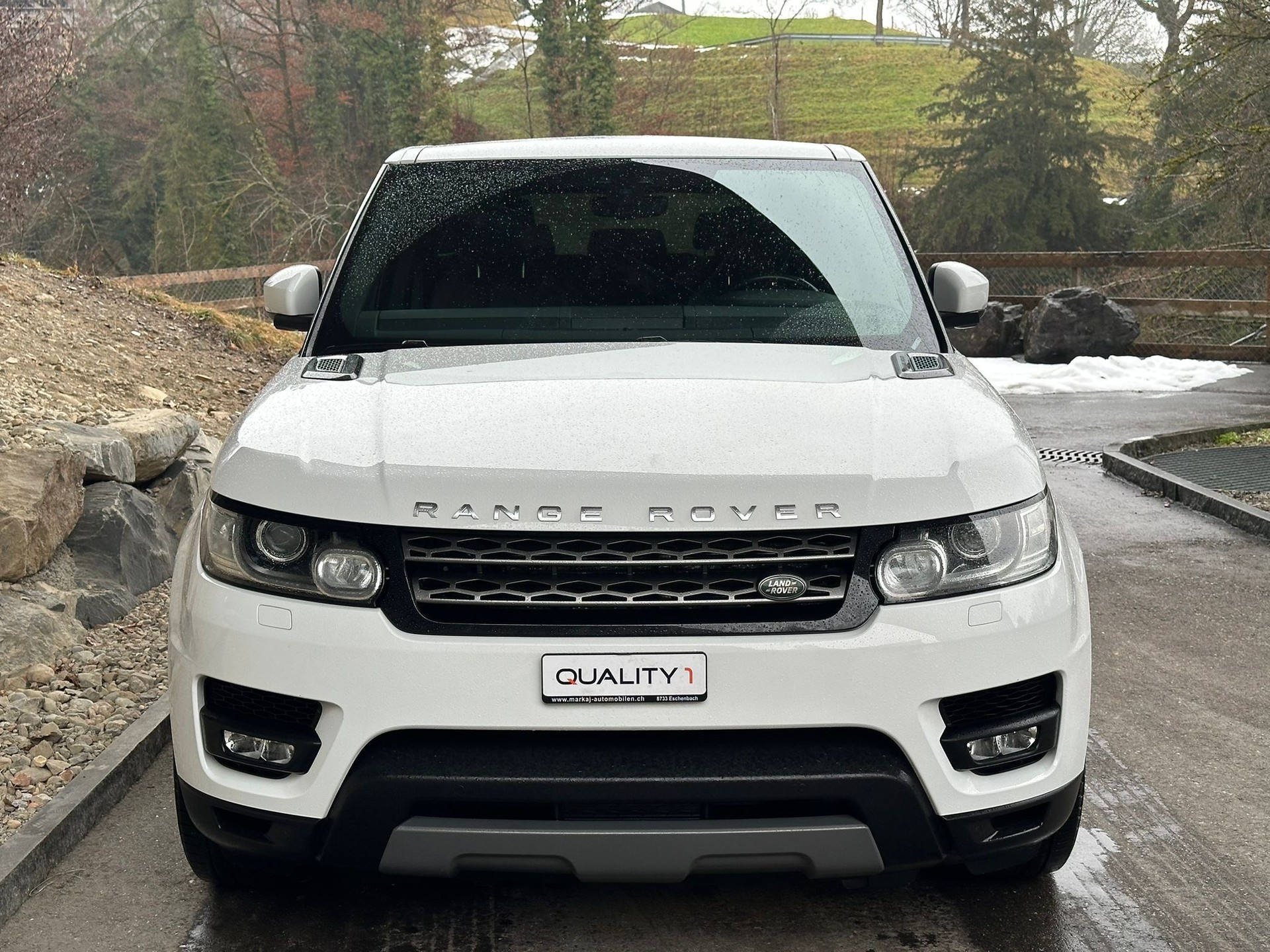 LAND ROVER Range Rover Sport 2.0 SD4 SE Automatic-image-1