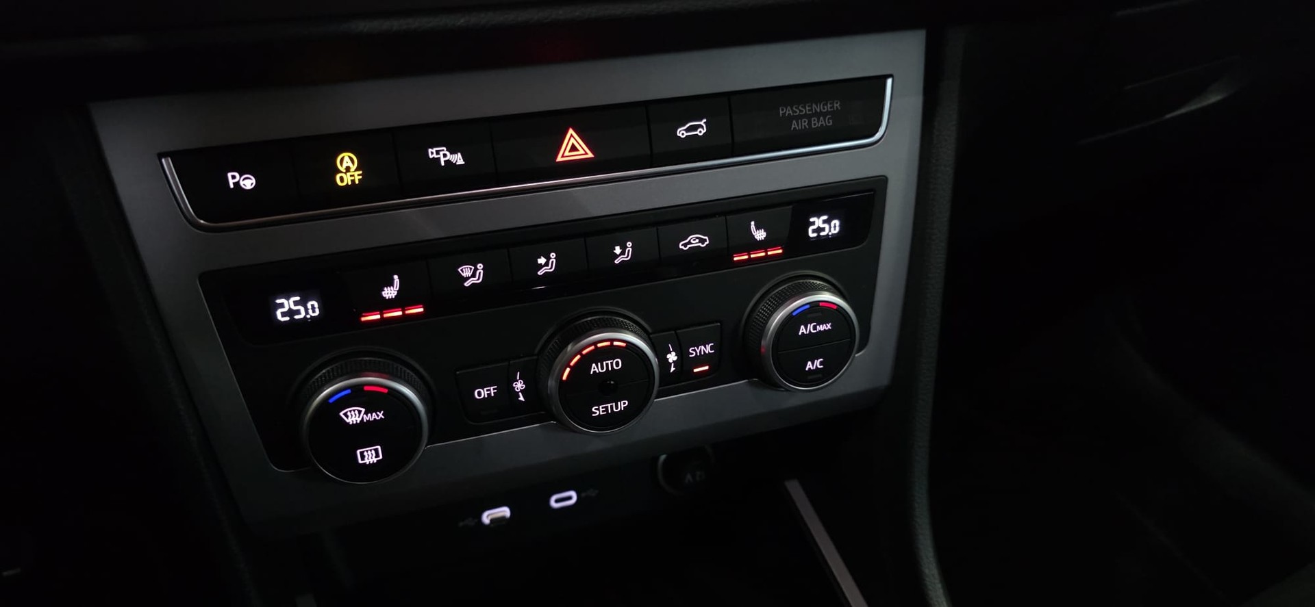 SEAT Ateca 1.5 TSI EVO Hola FR DSG CH-Fahrzeug-image-17