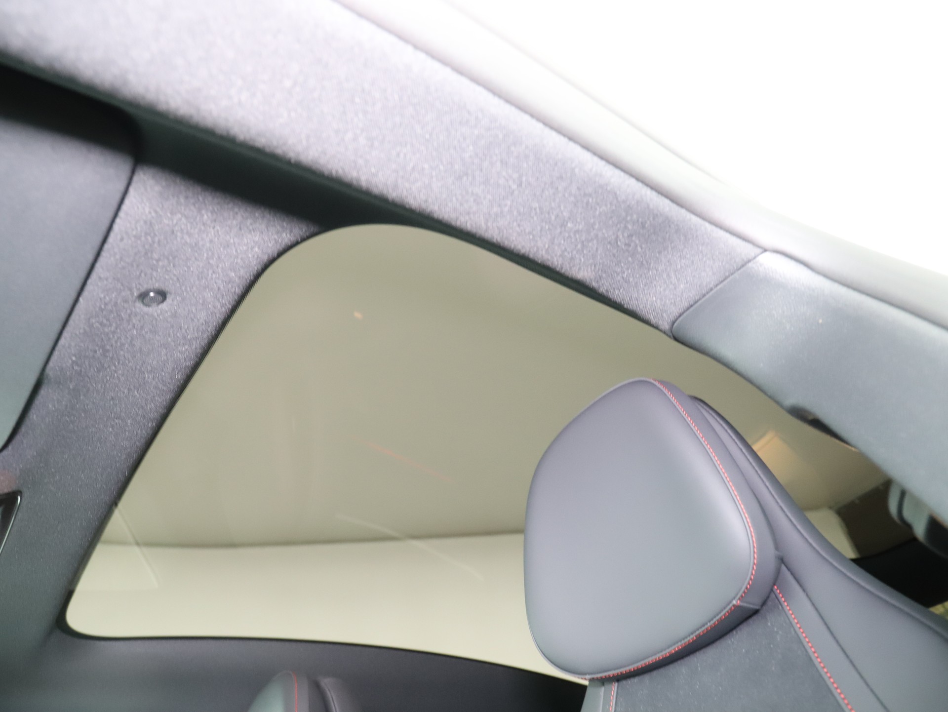 MERCEDES-BENZ CLA 220 8G-DCT 4Matic-image-12