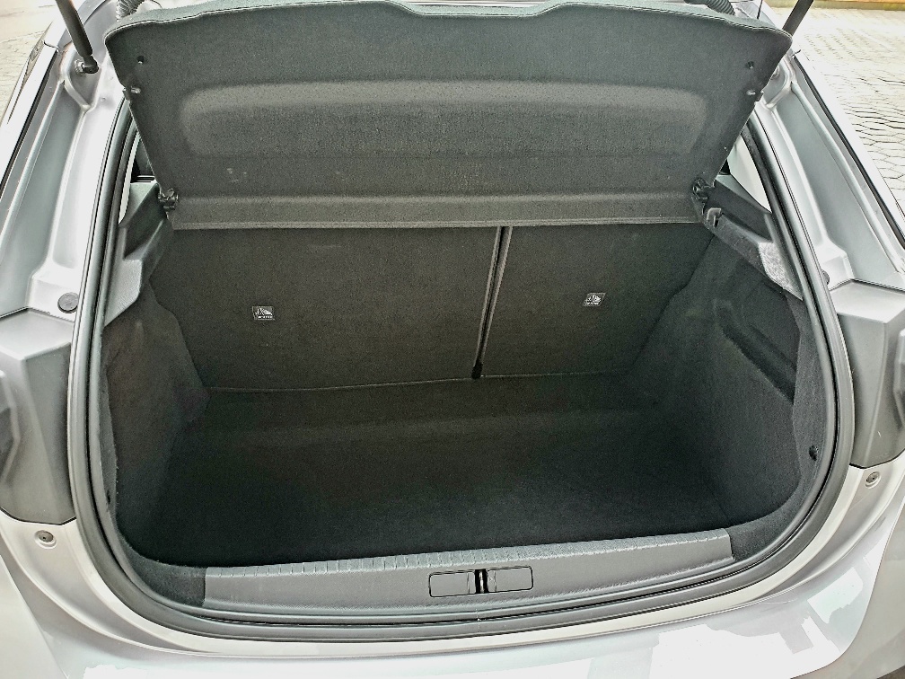 OPEL Corsa 1.2 Edition Automat-image-5