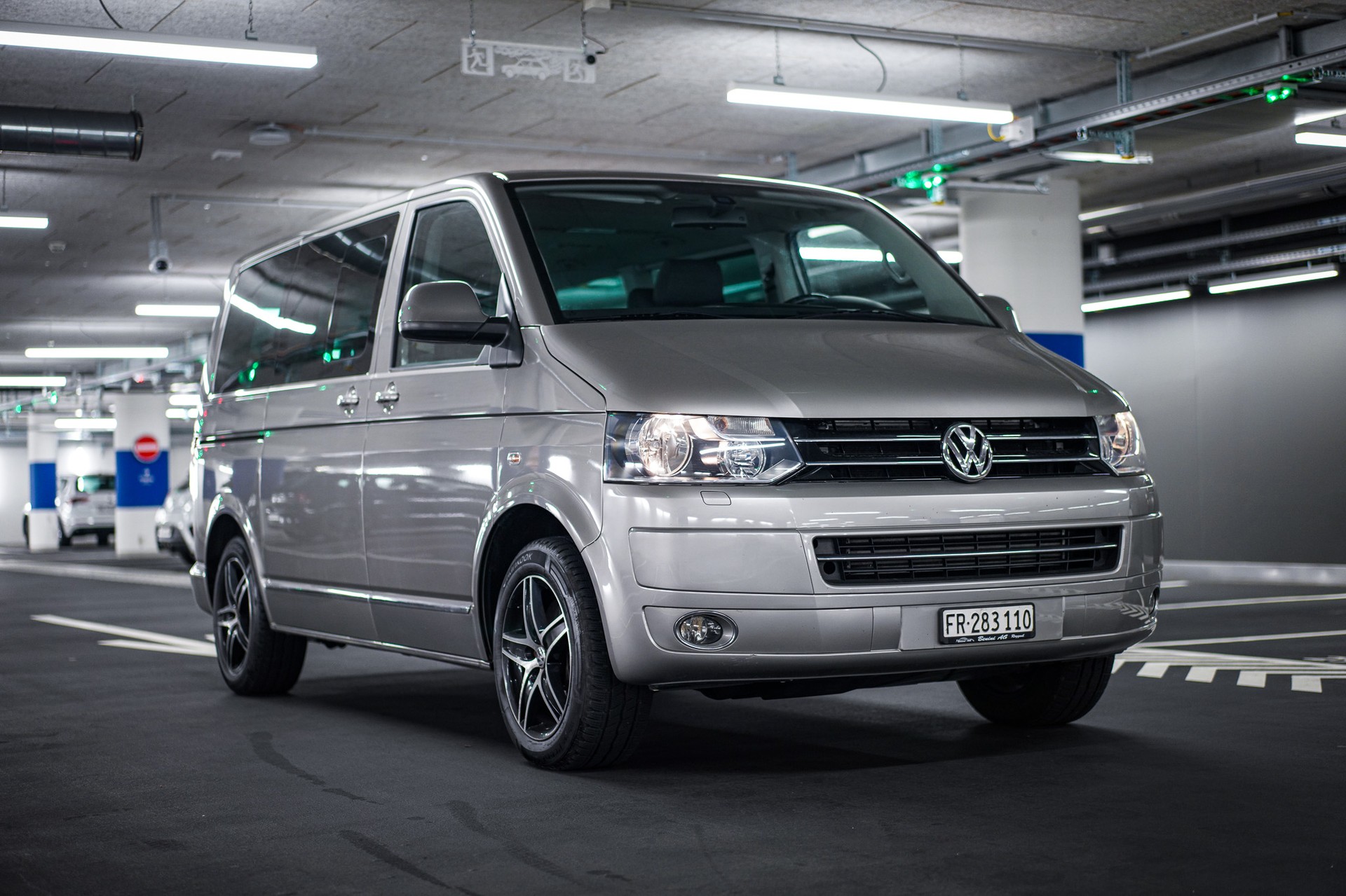 VW T5 Multivan 2.0 Bi-TDI CR Comfortline 4Motion DSG-image-1