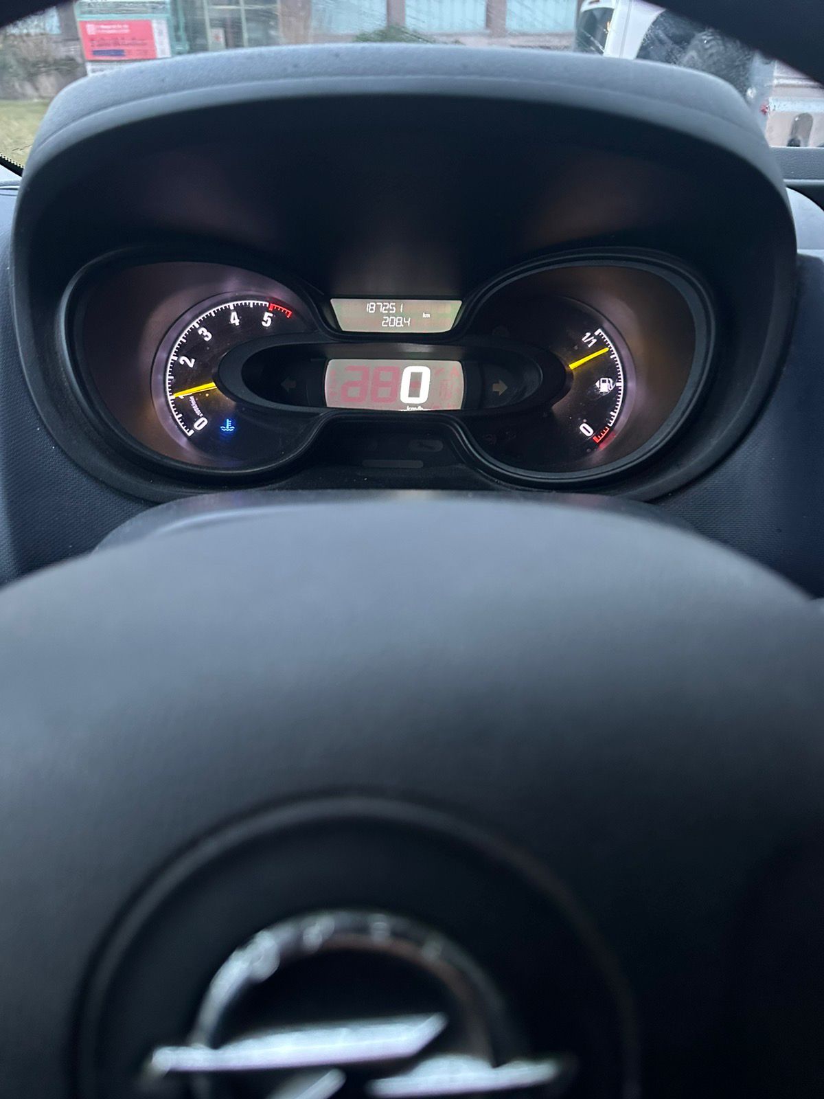 OPEL Vivaro 1.6 CDTI 2.7t L1H1-image-12