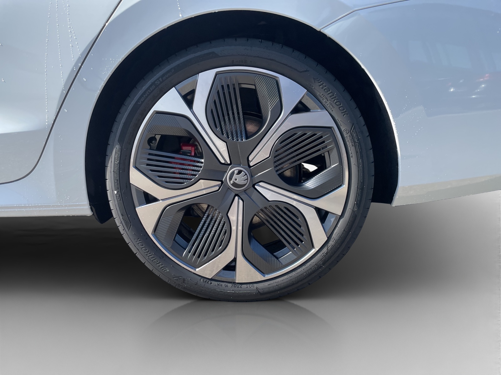 SKODA Octavia Combi 2.0 TSI DSG RS-image-13
