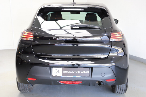 PEUGEOT 208 1.2 MHEV Style-image-5
