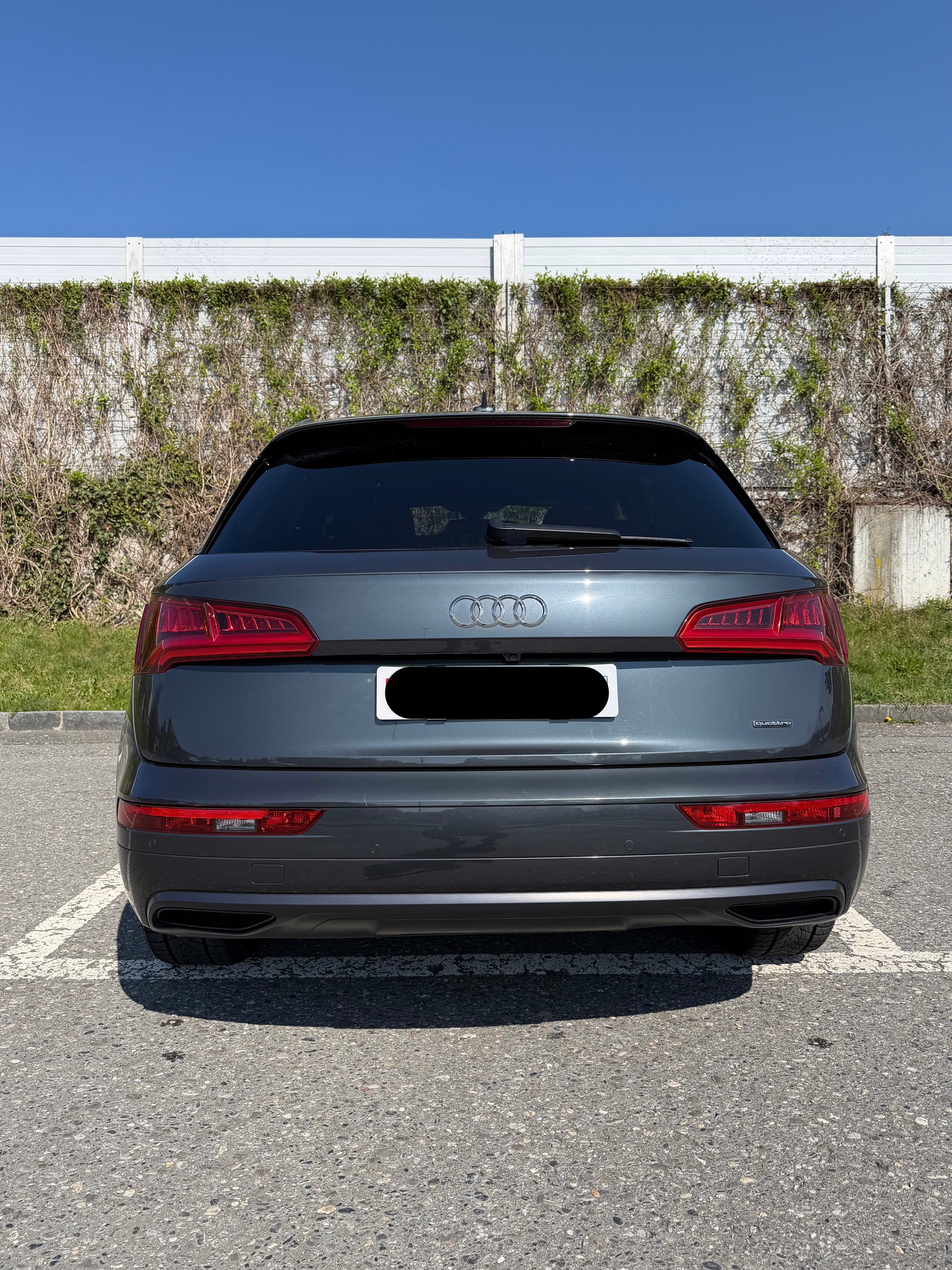 AUDI Q5 45 TFSI quattro S-tronic-image-2