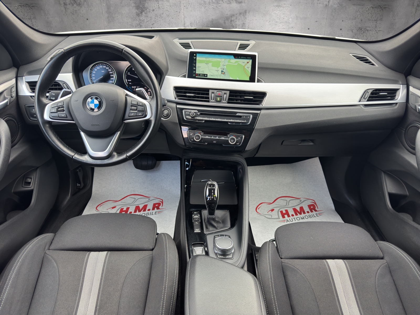BMW X1 xDrive 18d Sport Line Steptronic-image-9