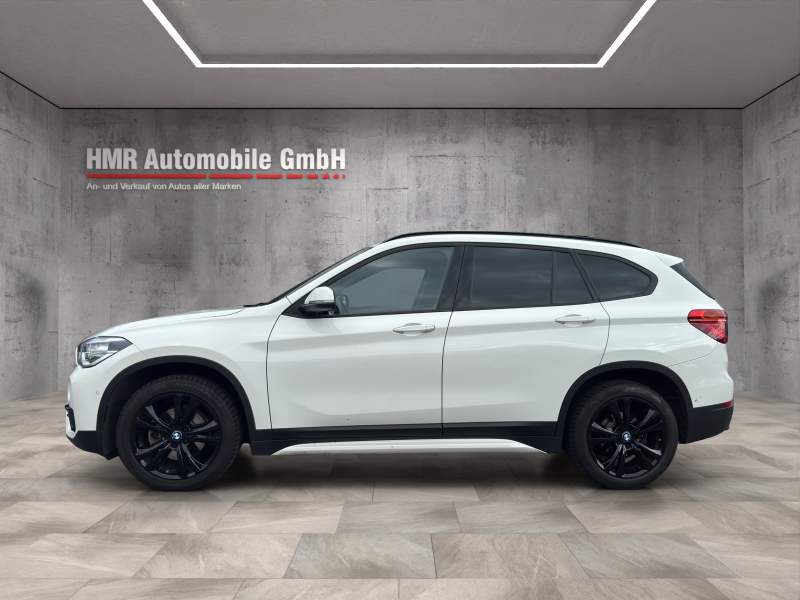 BMW X1 xDrive 18d Sport Line Steptronic-image-6