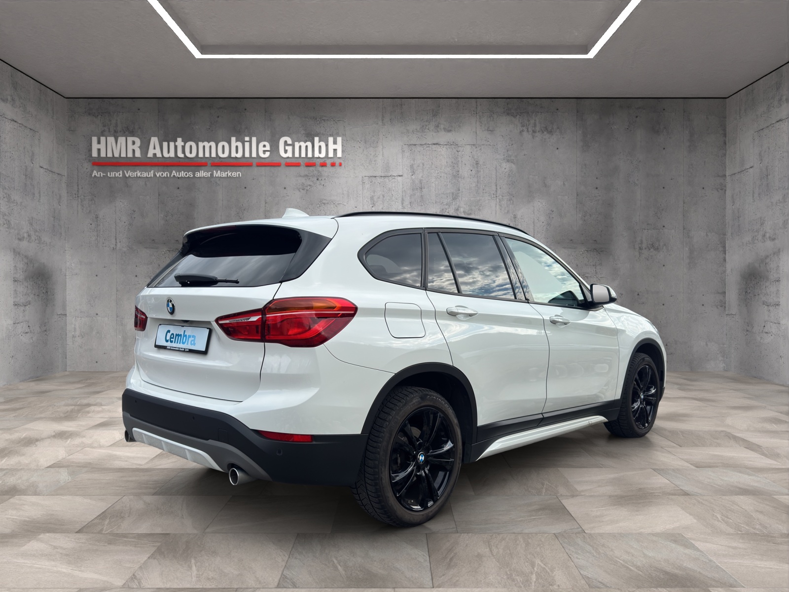BMW X1 xDrive 18d Sport Line Steptronic-image-3