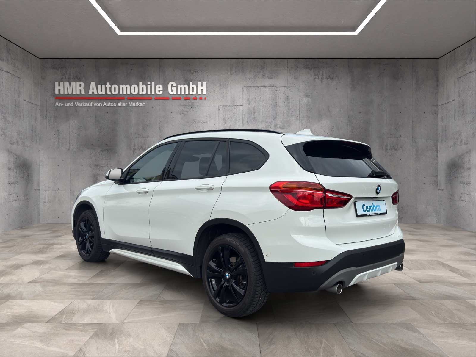 BMW X1 xDrive 18d Sport Line Steptronic-image-1