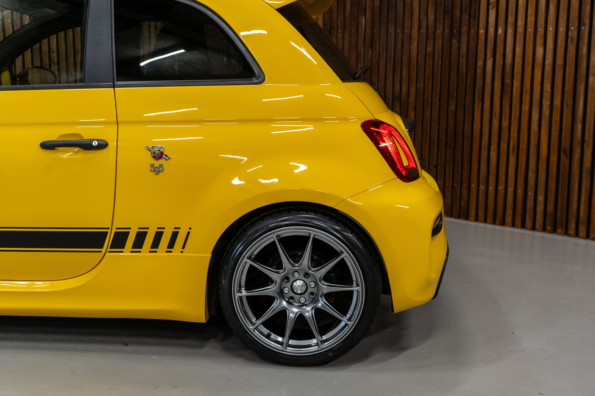 FIAT 595 1.4 16V Turbo Abarth Competition-image-13