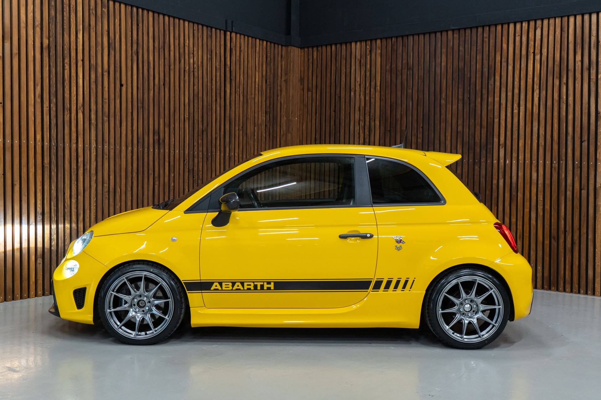 FIAT 595 1.4 16V Turbo Abarth Competition-image-11