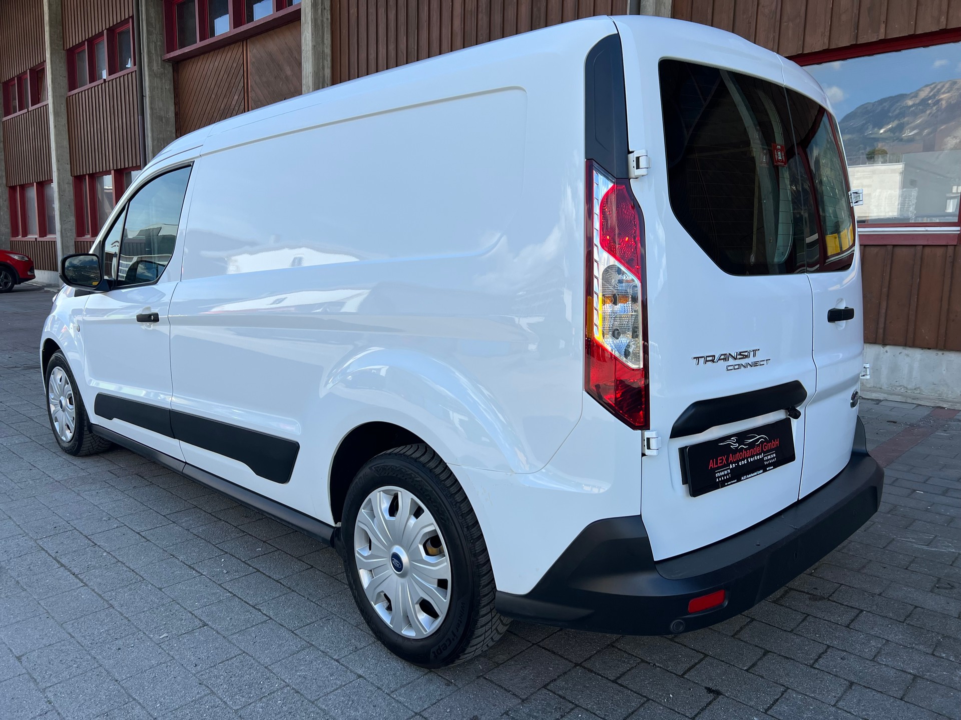 FORD Transit Connect Van T210 1.0 EcoBoost Trend (CHF 156.90/Monat)-image-3