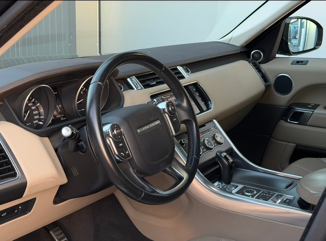 LAND ROVER Range Rover Sport 3.0 SDV6 HSE Dynamic Automatic-image-11