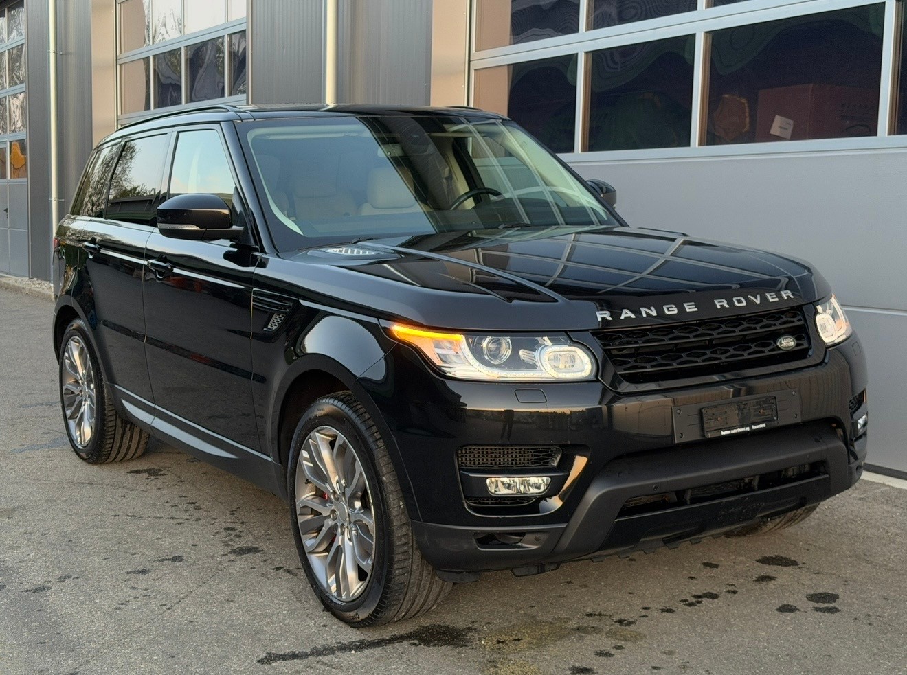 LAND ROVER Range Rover Sport 3.0 SDV6 HSE Dynamic Automatic-image-5