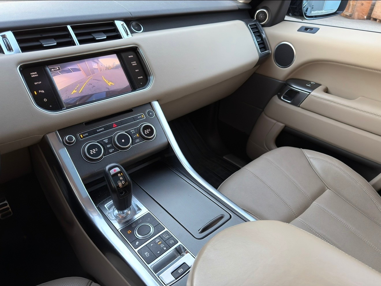 LAND ROVER Range Rover Sport 3.0 SDV6 HSE Dynamic Automatic-image-12