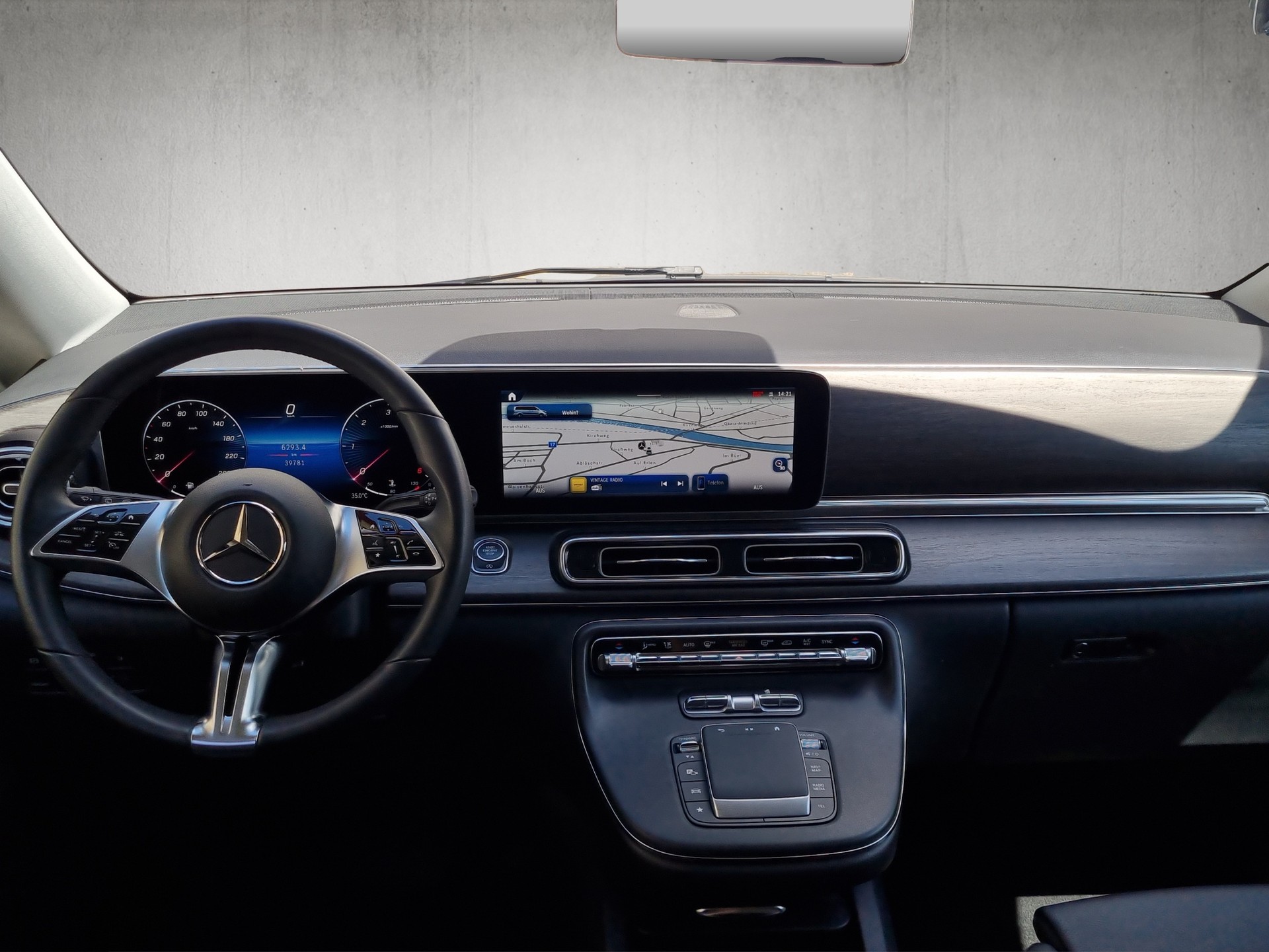 MERCEDES-BENZ V 250 d lang Avantgarde 4Matic G-Tronic-image-12