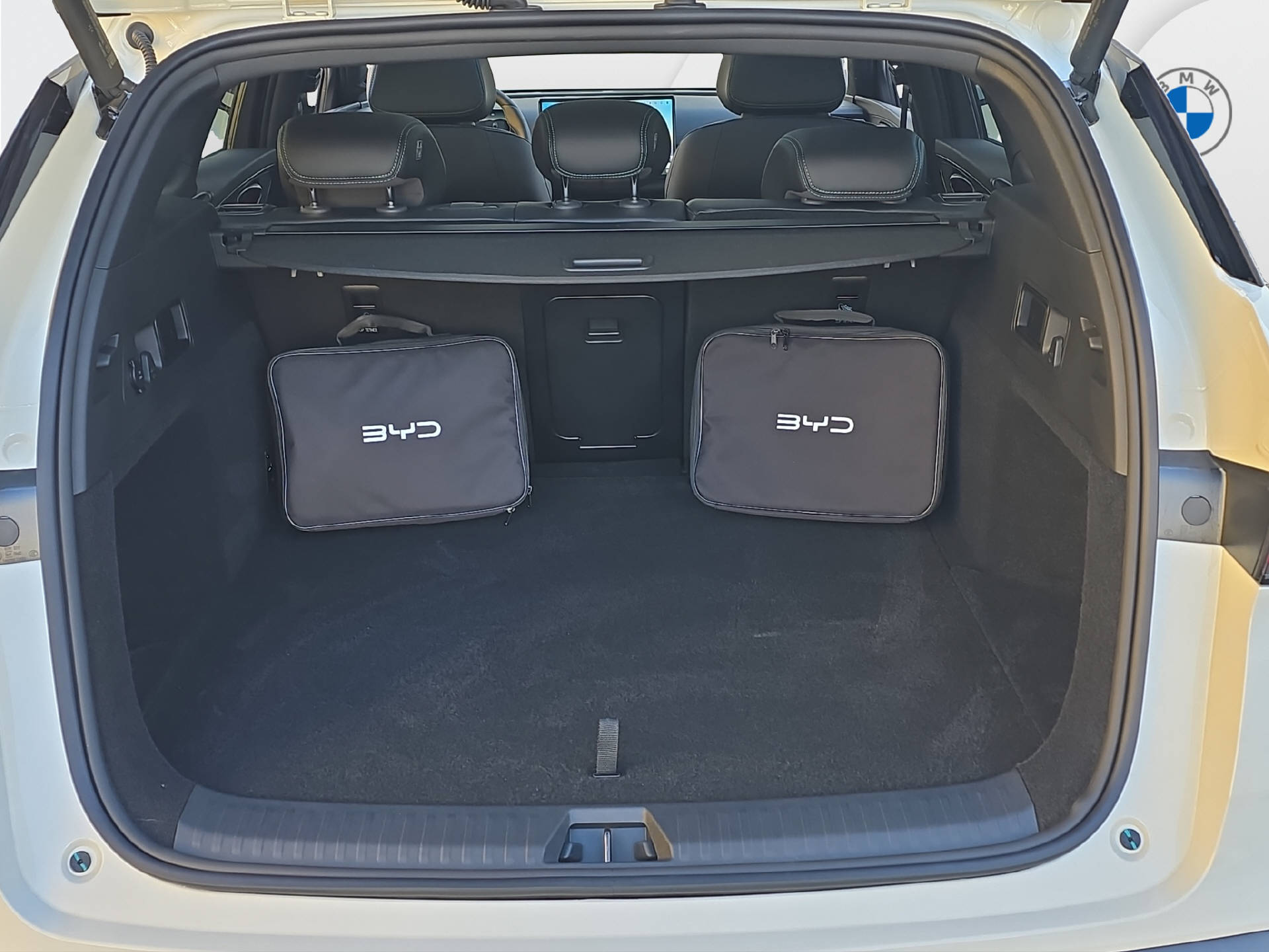 BYD Seal 6 DM-i Touring Comfort-image-11