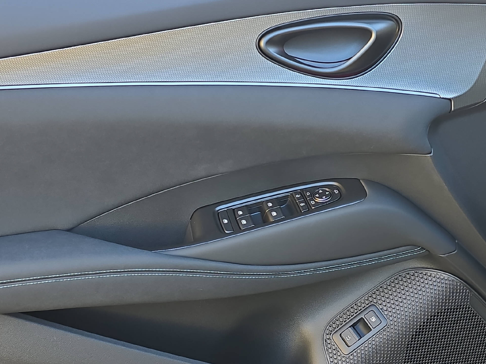 BYD Seal 6 DM-i Touring Comfort-image-19