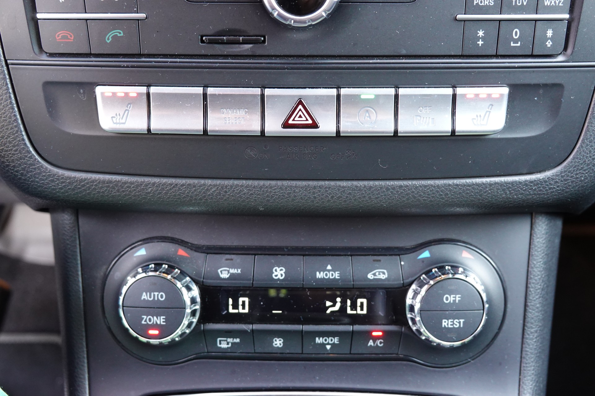 MERCEDES-BENZ B 200 AMG Line 7G-DCT-image-16