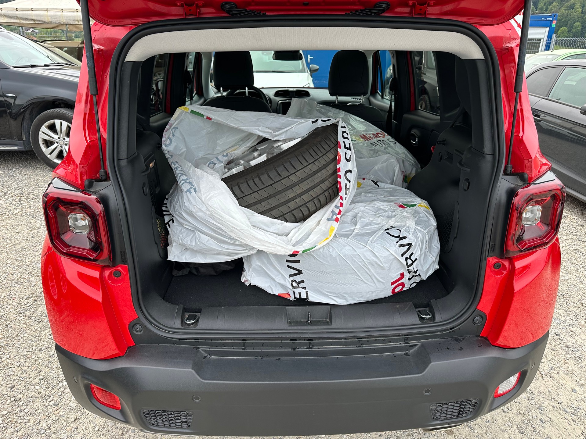 JEEP Renegade 1.3 GSE Turbo Limited-image-6