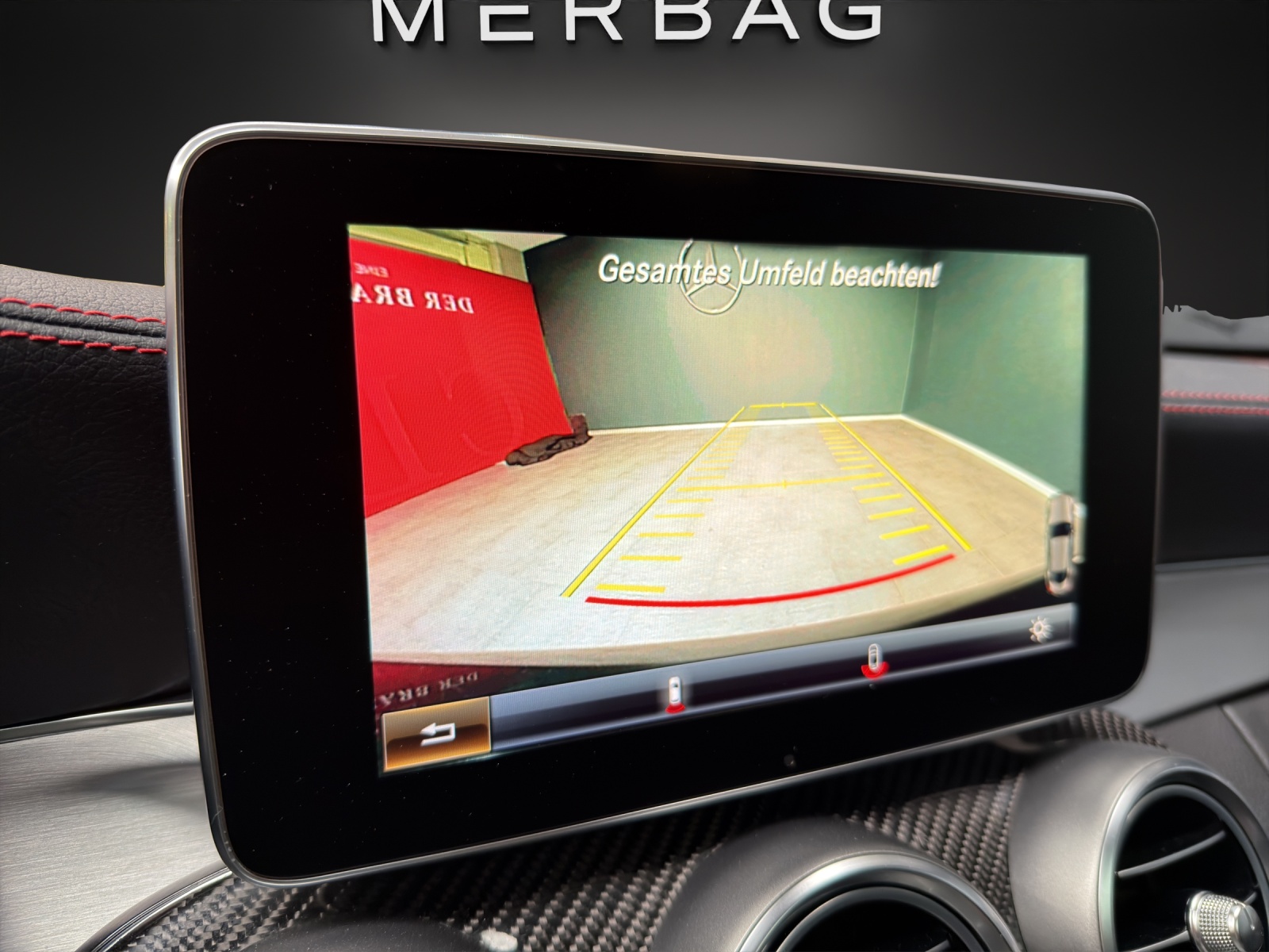 MERCEDES-BENZ C 43 AMG 4Matic-image-12