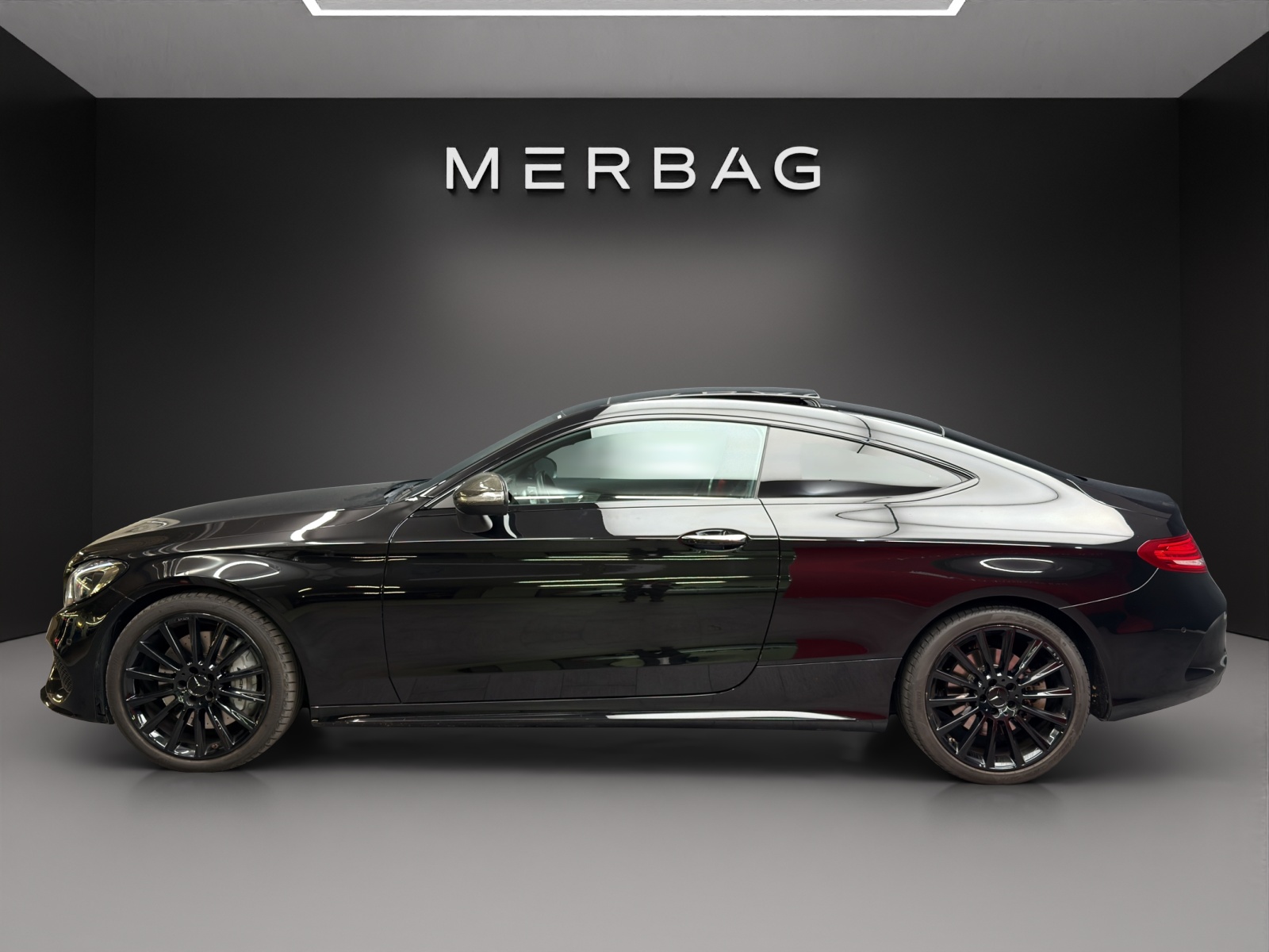 MERCEDES-BENZ C 43 AMG 4Matic-image-2