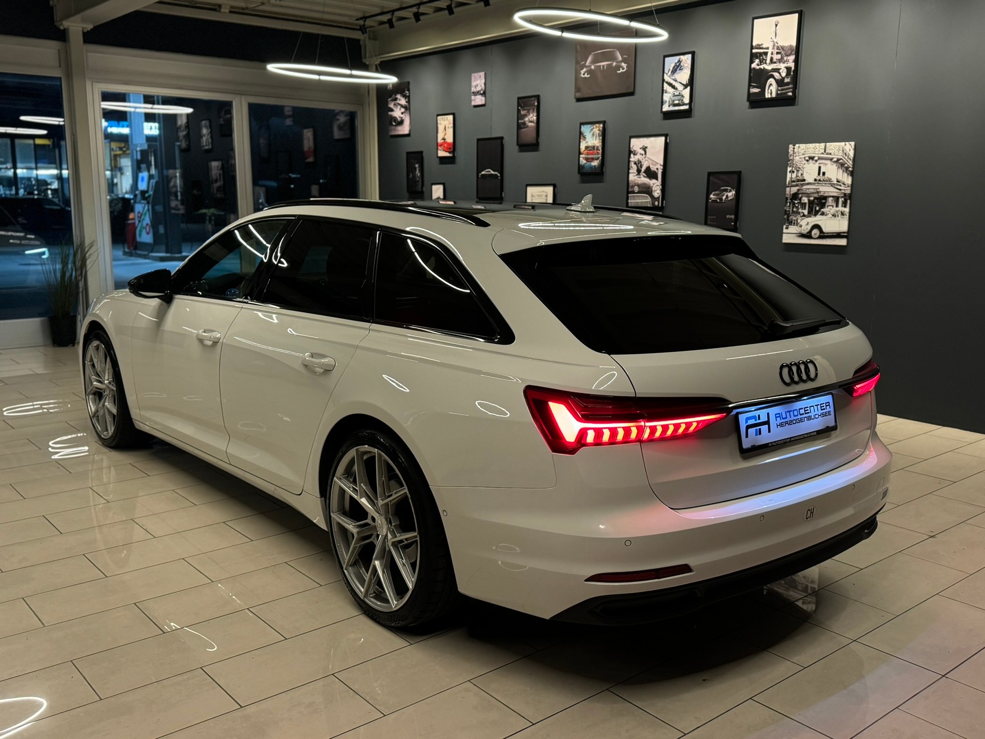 AUDI A6 Avant 40 TDI quattro S-tronic-image-4