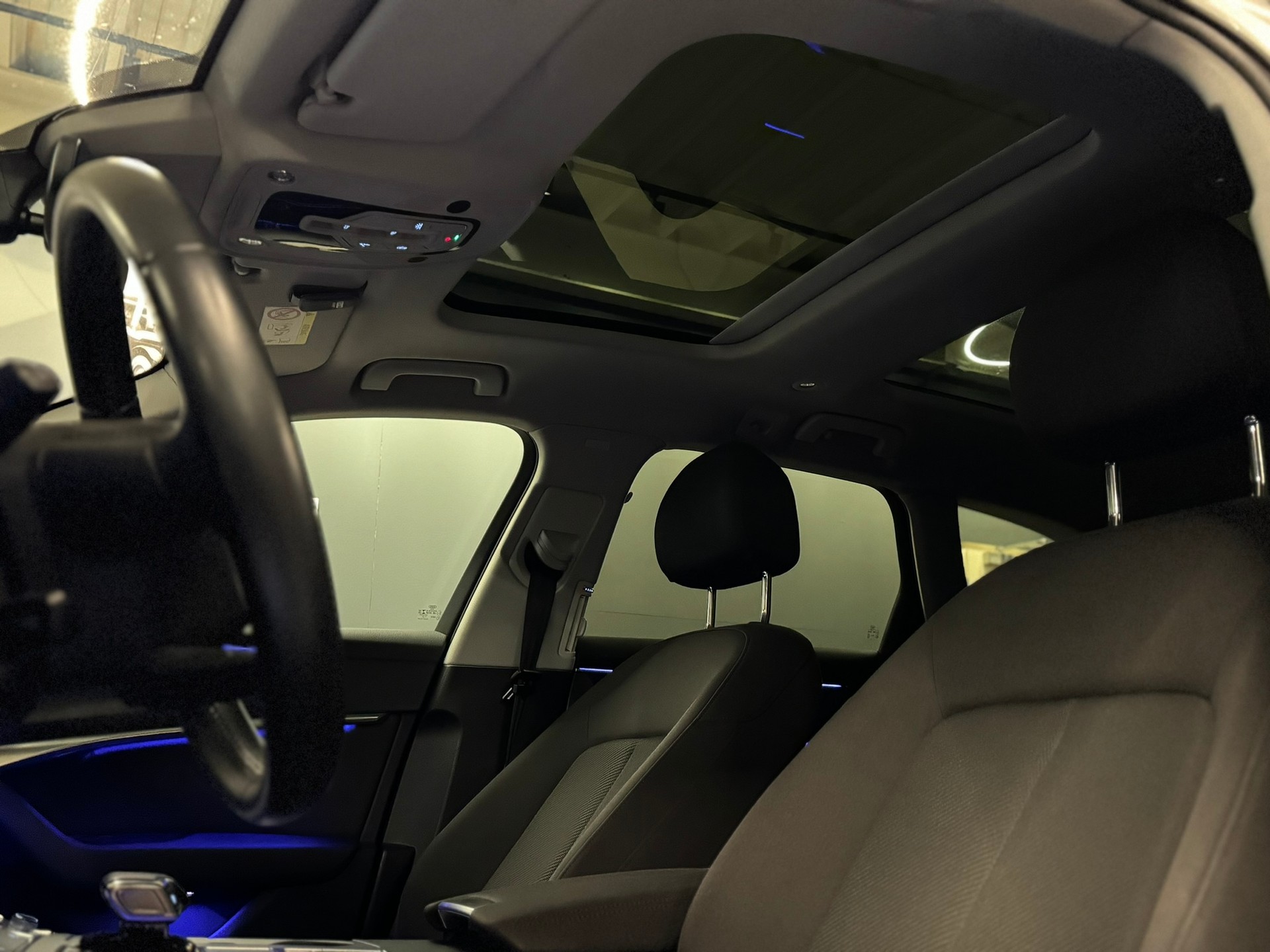 AUDI A6 Avant 40 TDI quattro S-tronic-image-11
