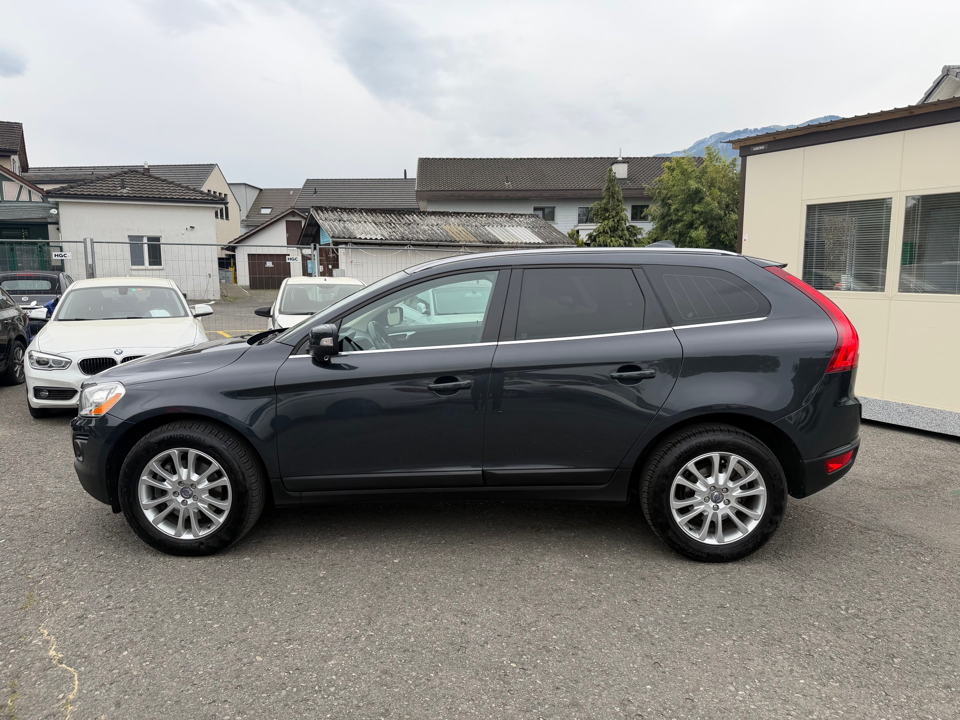 VOLVO XC60 D5 AWD Summum Geartronic-image-6