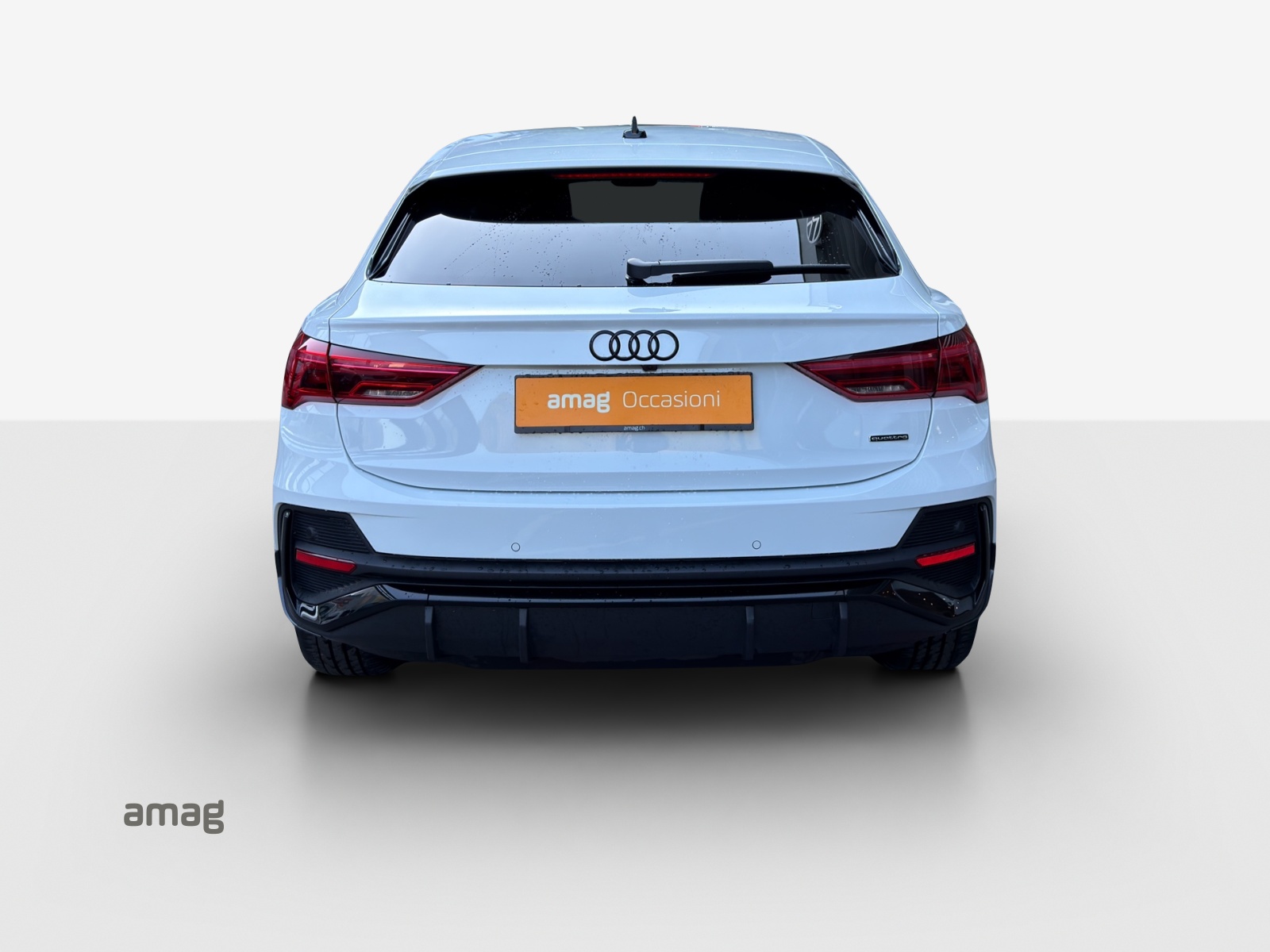 AUDI Q3 Sportback 40 TFSI S line quattro S-tronic-image-3