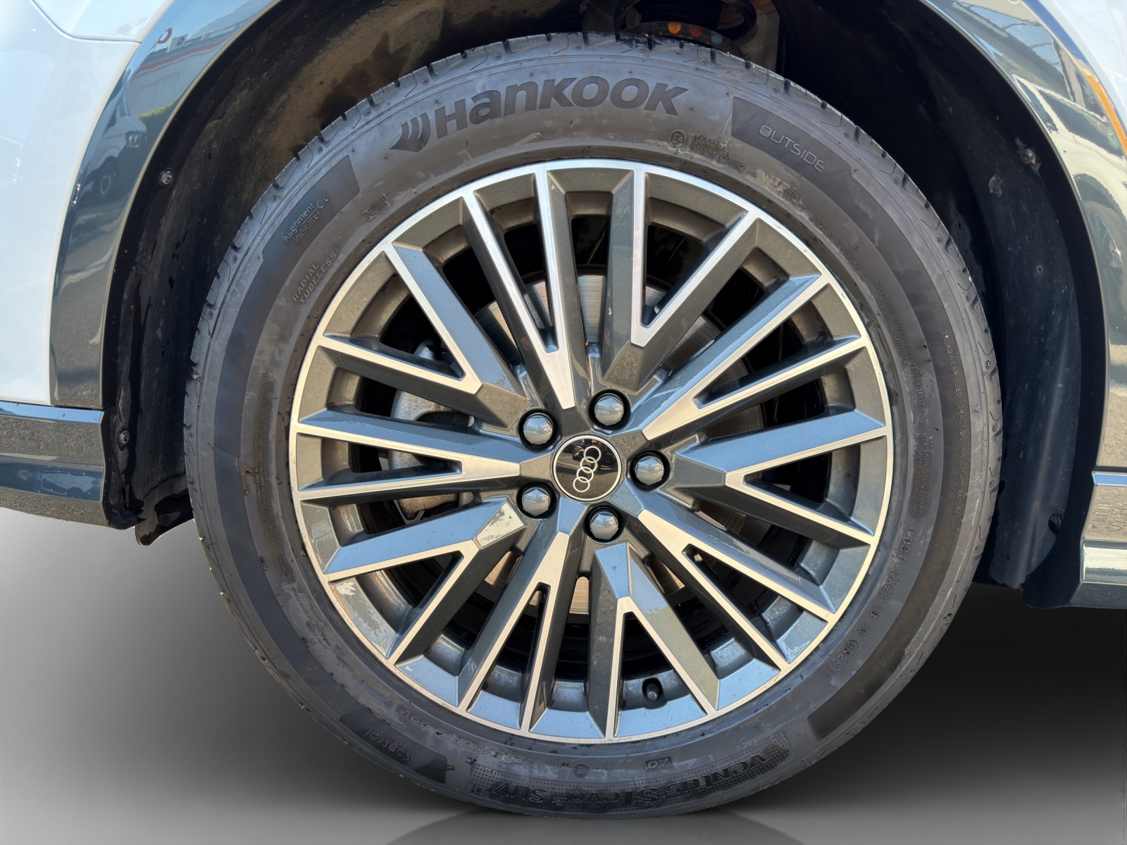 AUDI Q3 Sportback 40 TFSI S line quattro S-tronic-image-15