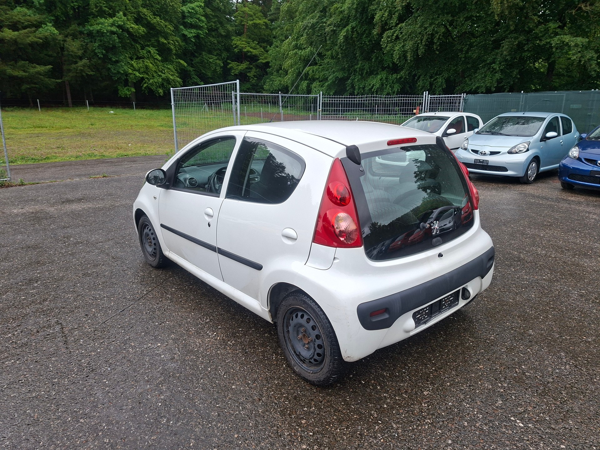 PEUGEOT 107 1.0 City Move 2-Tronic-image-6