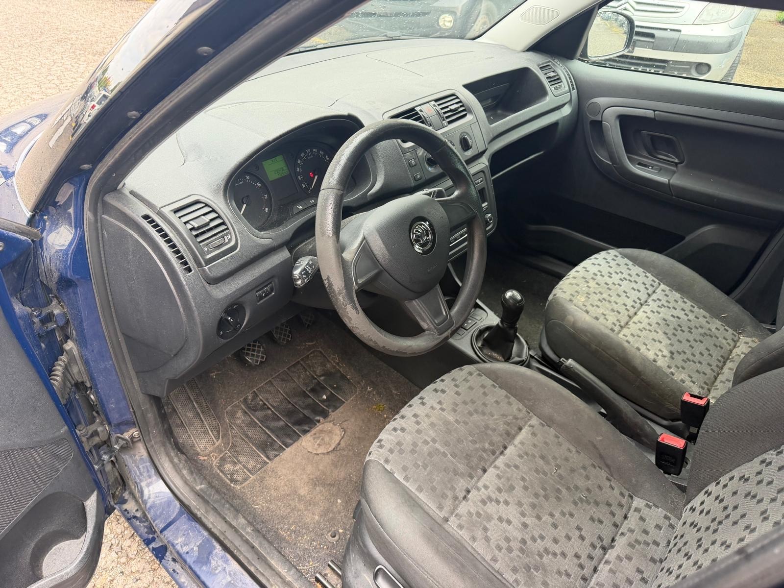 SKODA Praktik 1.2 HTP-image-6